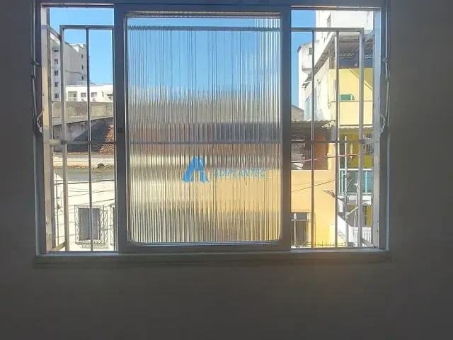 Apartamento com 76m² 2 quartos e 1 banheiro, para alugar, no bairro São Cristóvão em Rio de Janeiro