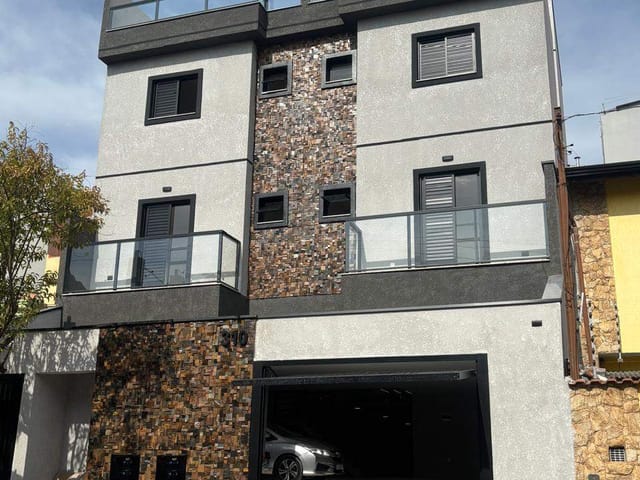 Apartamento 2 quartos e 2 banheiros, à venda, no bairro Utinga em Santo André