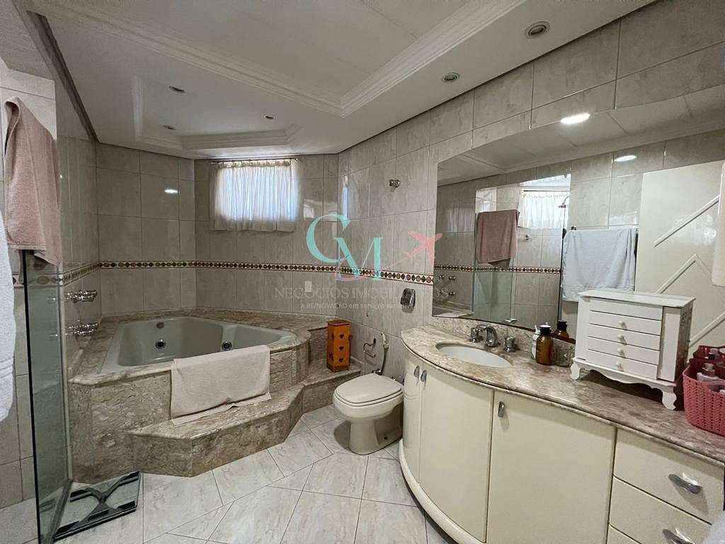 Apartamento, 3 quartos, 241 m² - Foto 6