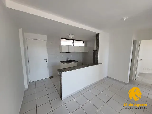 Apartamento 2 quartos e 1 banheiro, para alugar, no bairro Boa Viagem em Recife