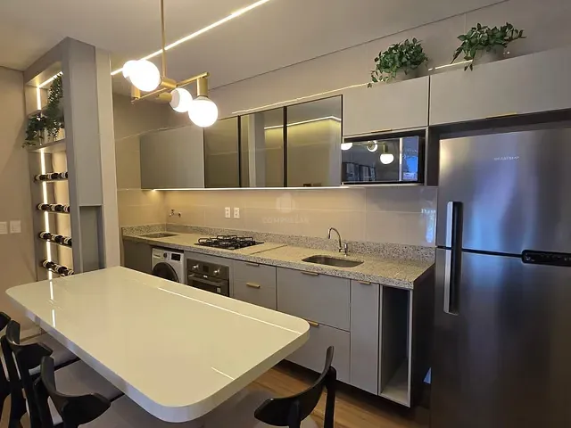 Apartamento 2 quartos e 2 banheiros, à venda, no bairro Jardim América em Fortaleza