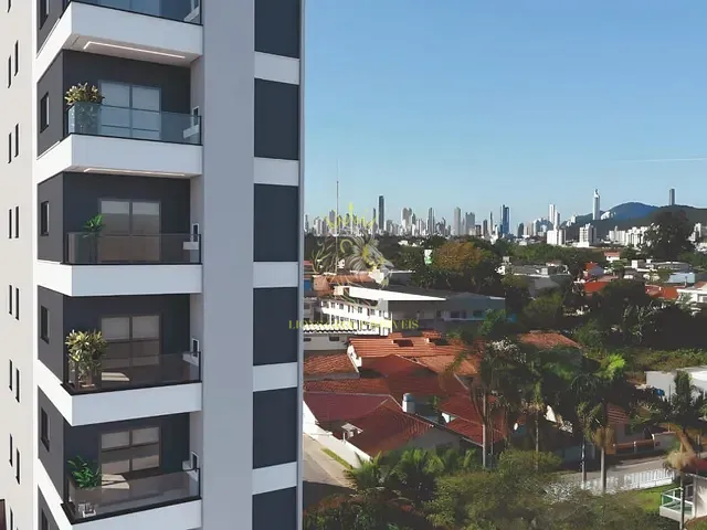 Apartamento 3 quartos e 4 banheiros, à venda, no bairro Centro em Camboriú
