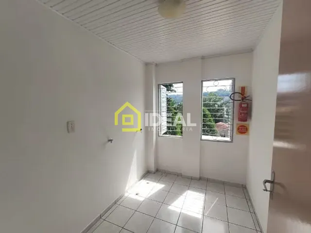 Apartamento 2 quartos e 1 banheiro, à venda, no bairro Vista Alegre em Concórdia