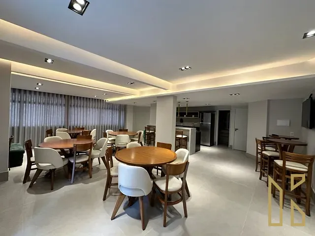 Apartamento 3 quartos e 4 banheiros, à venda, no bairro Centro em Londrina