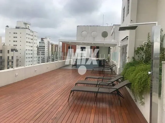 Apartamento 1 quarto e 1 banheiro, para alugar, no bairro Moema em São Paulo