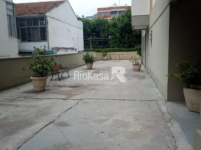 Apartamento 2 quartos e 2 banheiros, para alugar, no bairro Vila Isabel em Rio de Janeiro
