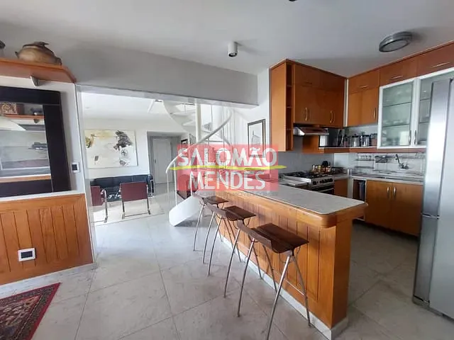 Cobertura / Penthouse 2 quartos e 3 banheiros, à venda, no bairro Umarizal em Belém