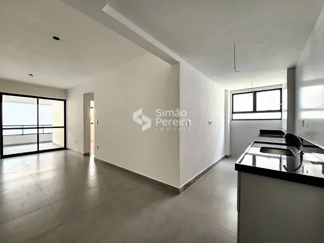 Apartamento com 68m² 2 quartos e 2 banheiros, à venda, no bairro Centro em Juiz de Fora