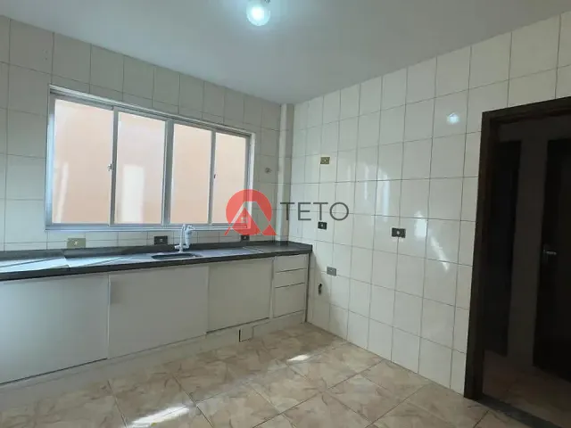 Apartamento com 164m² 3 quartos e 3 banheiros, para alugar, no bairro Zona 02 em Maringá