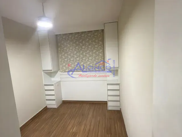 Apartamento 2 quartos e 1 banheiro, para alugar, no bairro Jardim Califórnia em Jacareí