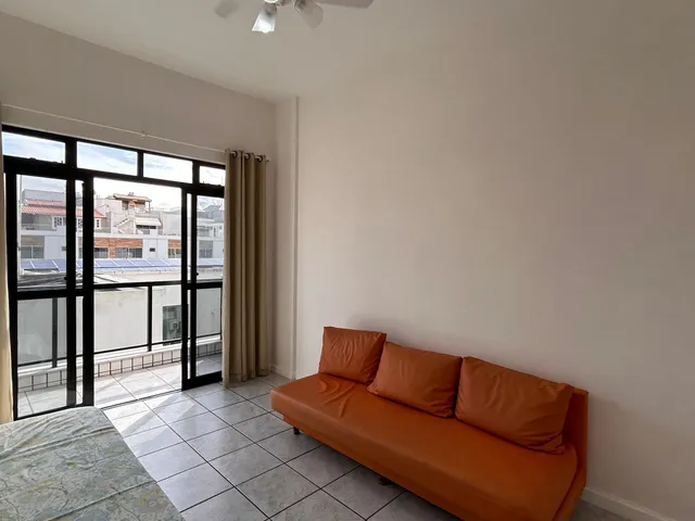 Apartamento 2 quartos e 1 banheiro, à venda, no bairro Centro em Cabo Frio