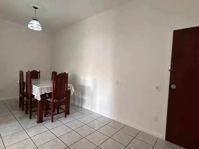 Apartamento 2 quartos e 1 banheiro, à venda, no bairro Centro em Cabo Frio