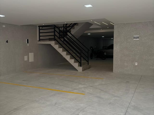 Apartamento 2 quartos e 2 banheiros, à venda, no bairro Utinga em Santo André