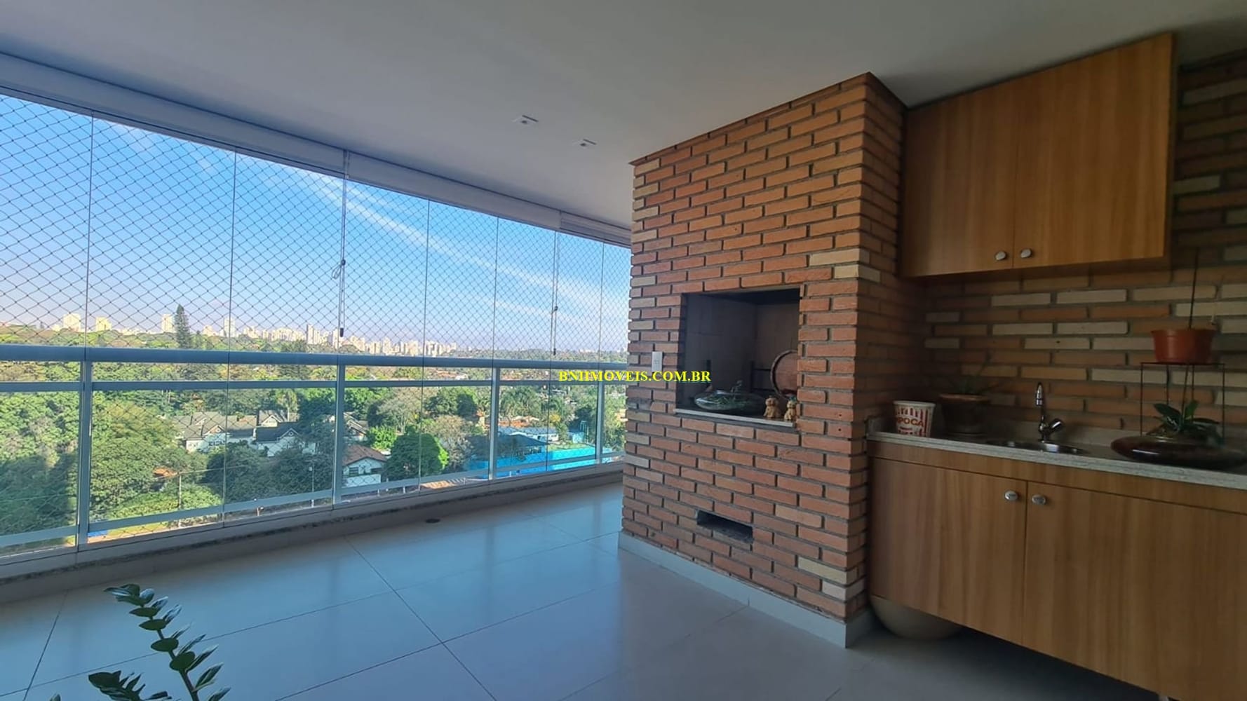 Apartamento, 3 quartos, 240 m² - Foto 2