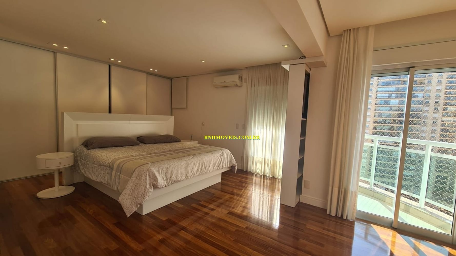 Apartamento, 3 quartos, 240 m² - Foto 7