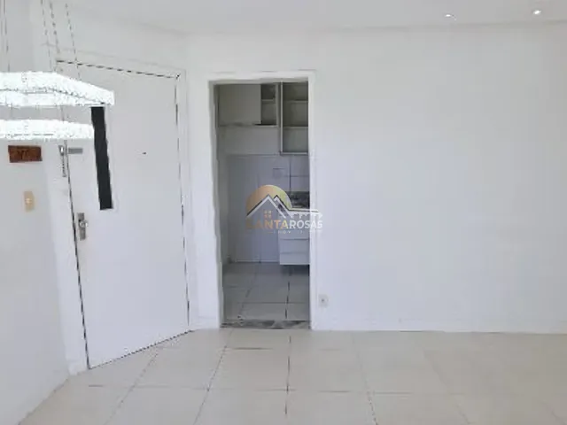 Apartamento 2 quartos e 2 banheiros, para alugar, no bairro Boa União (Abrantes) em Camaçari