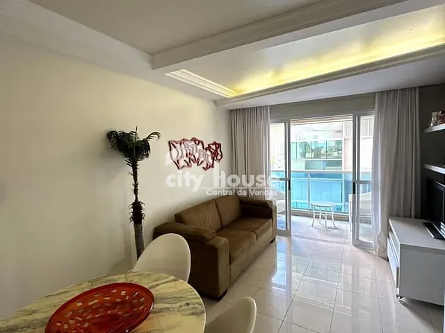 Apartamento 2 quartos e 2 banheiros, à venda, no bairro Praia da Costa em Vila Velha