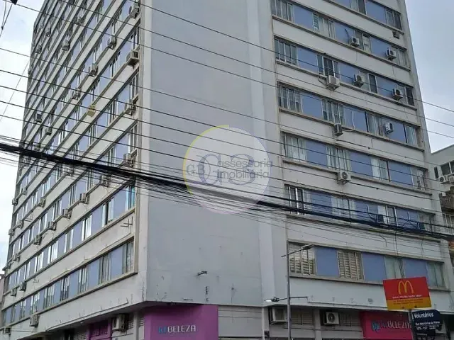 Apartamento 3 quartos e 2 banheiros, à venda, no bairro Centro em Pelotas