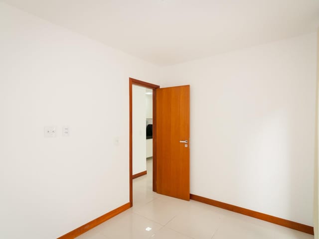 Apartamento 2 quartos e 2 banheiros, à venda, no bairro Praia do Canto em Vitória