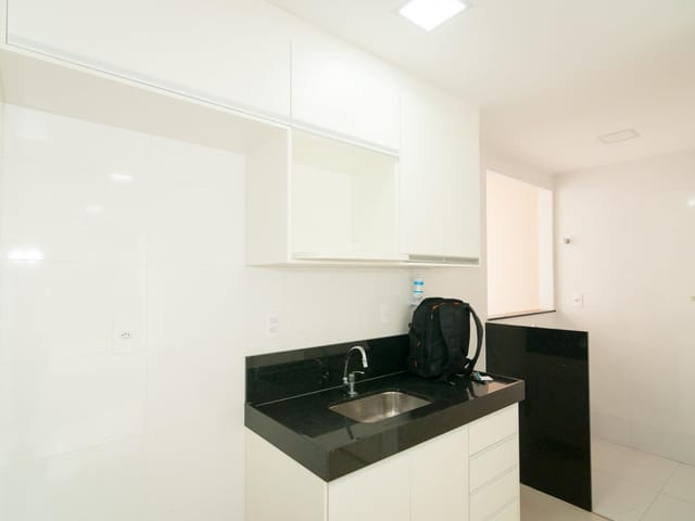 Apartamento 2 quartos e 2 banheiros, à venda, no bairro Praia do Canto em Vitória