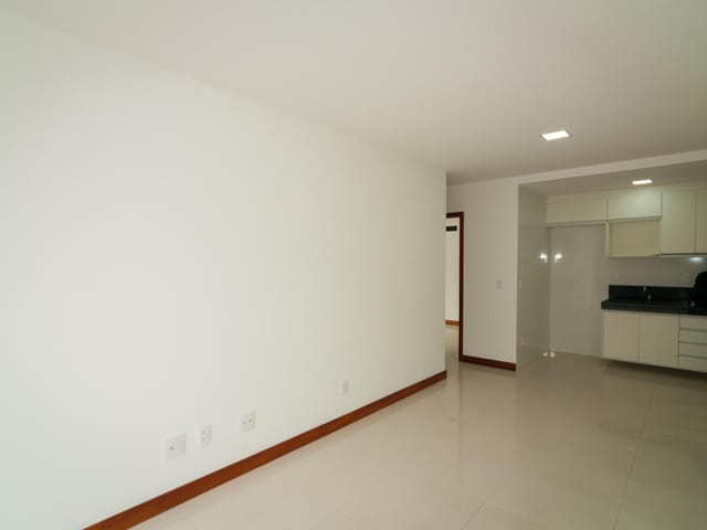 Apartamento 2 quartos e 2 banheiros, à venda, no bairro Praia do Canto em Vitória