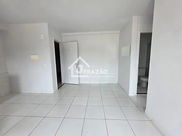 Apartamento 2 quartos e 2 banheiros, para alugar, no bairro Feliz em Goiânia