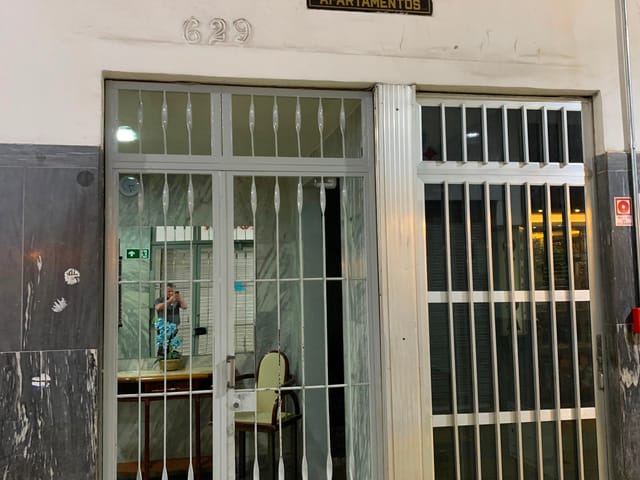 Apartamento 2 quartos e 1 banheiro, à venda, no bairro Centro em Juiz de Fora
