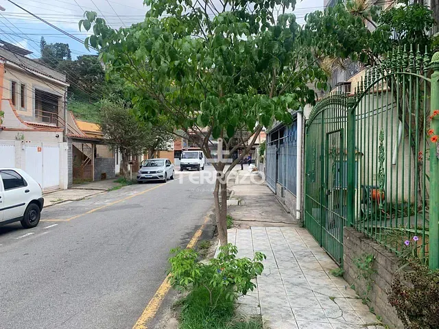 Apartamento 2 quartos e 1 banheiro, à venda, no bairro Duzentos e Quarenta e Nove em Volta Redonda