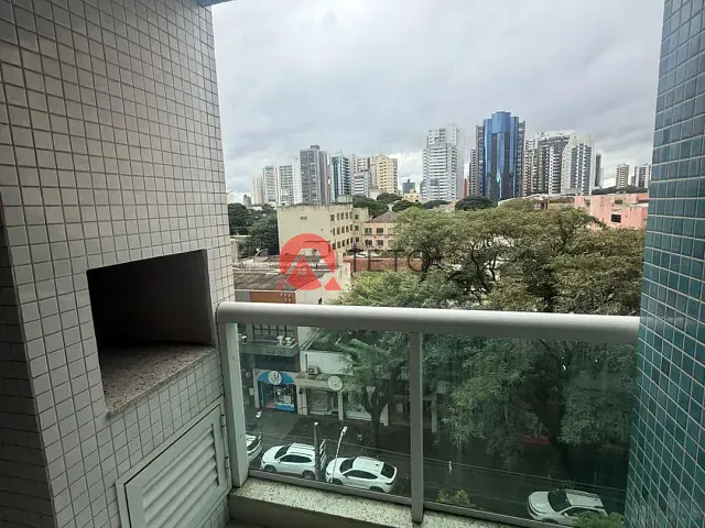 Apartamento 3 quartos e 1 banheiro, para alugar, no bairro Zona 03 em Maringá