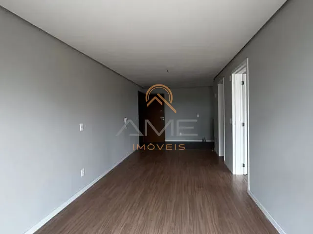 Apartamento 1 quarto e 1 banheiro, à venda, no bairro Areal em Pelotas