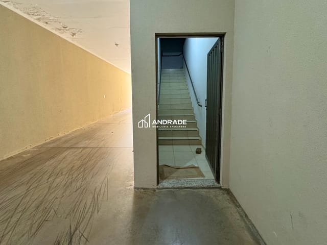 Apartamento 2 quartos e 1 banheiro, para alugar, no bairro Centro em Apucarana