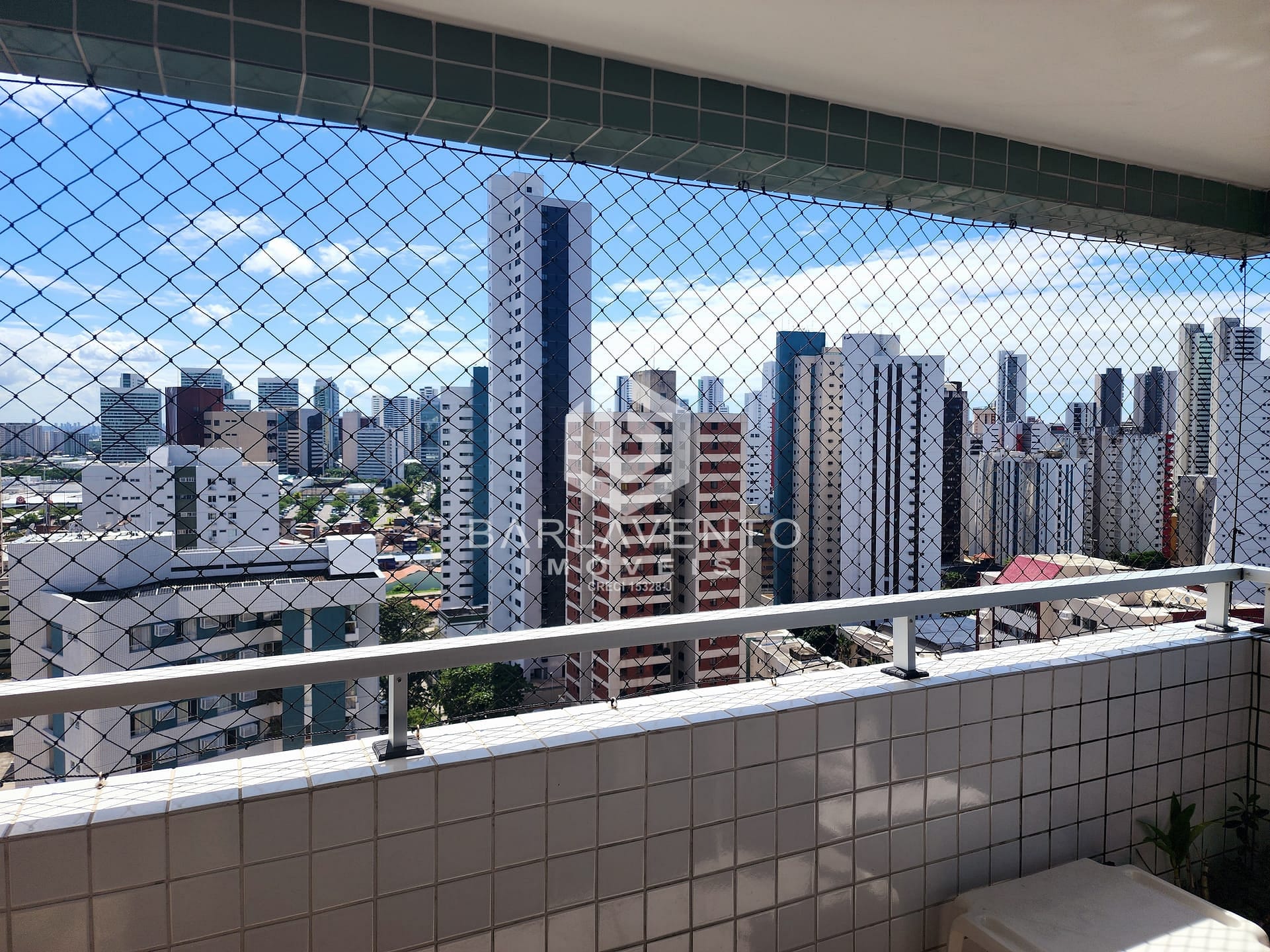 Apartamento à venda e aluguel com 3 quartos, 136m² - Foto 4