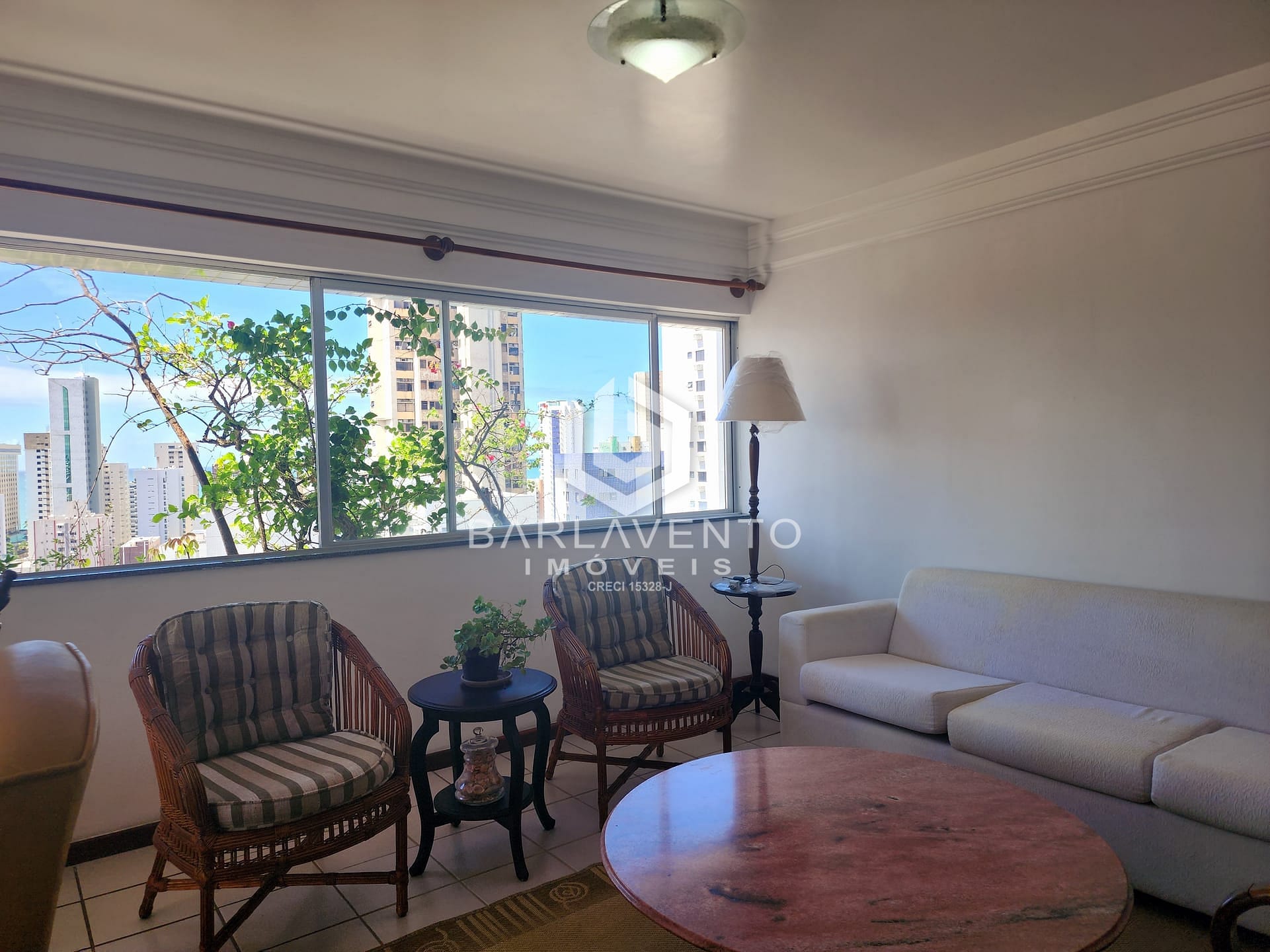Apartamento à venda e aluguel com 3 quartos, 136m² - Foto 3
