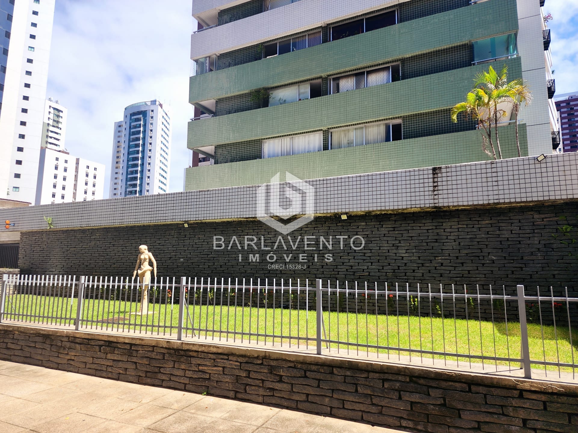 Apartamento à venda e aluguel com 3 quartos, 136m² - Foto 37
