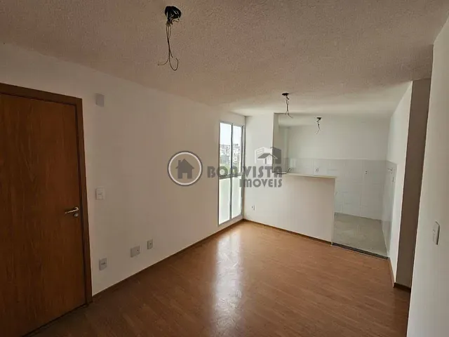 Apartamento 2 quartos e 1 banheiro, à venda, no bairro Jardim Europa em Suzano