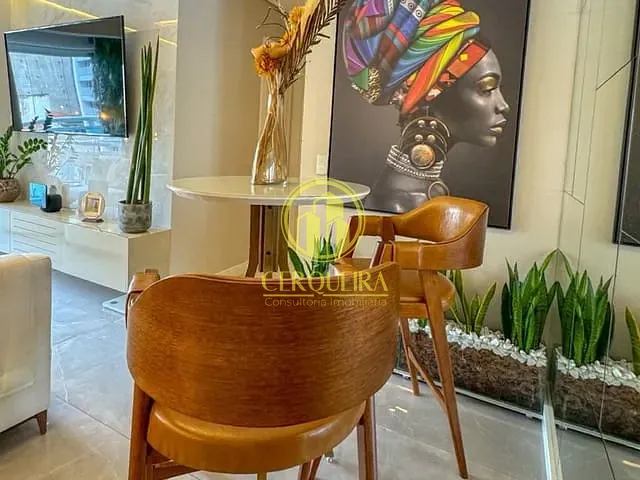 Apartamento 2 quartos e 2 banheiros, à venda, no bairro Santa Efigênia em São Paulo