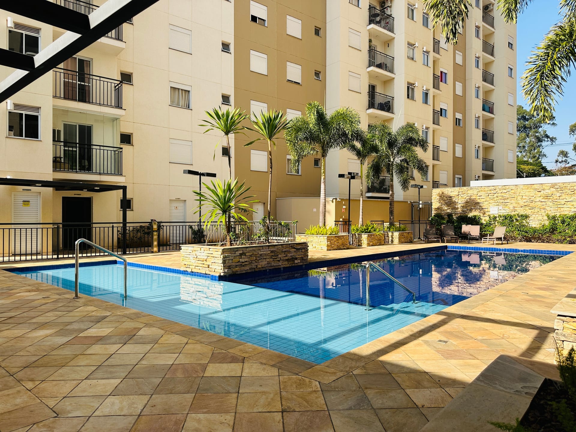 Apartamento para alugar com 2 quartos, 55m² - Foto 22