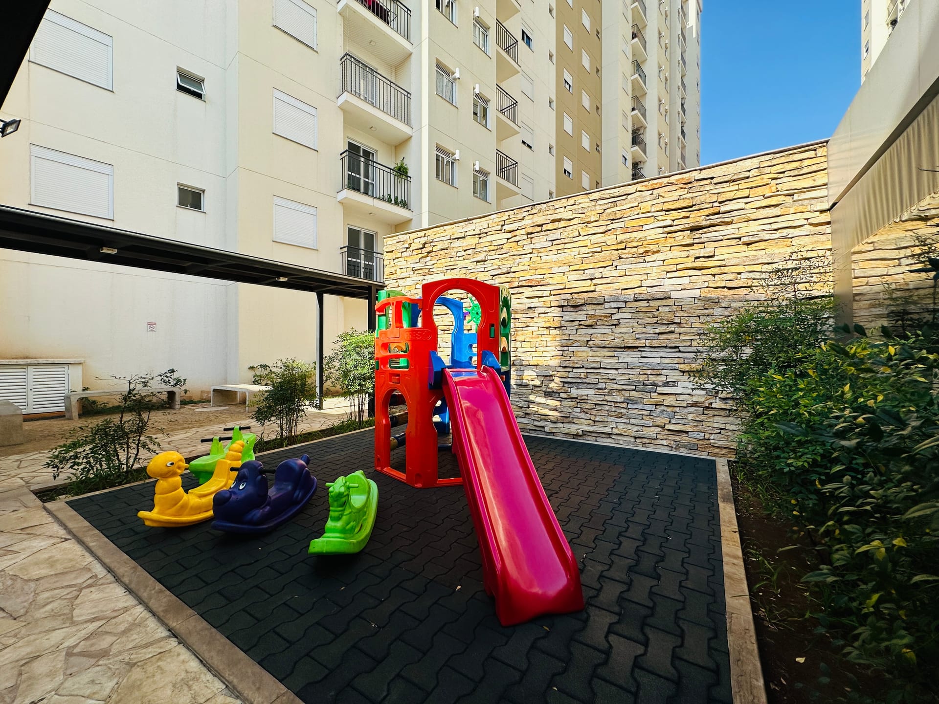 Apartamento para alugar com 2 quartos, 55m² - Foto 27