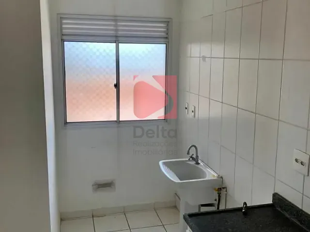 Apartamento com 55m² 2 quartos e 1 banheiro, à venda, no bairro Vila Santa Terezinha em Pirassununga