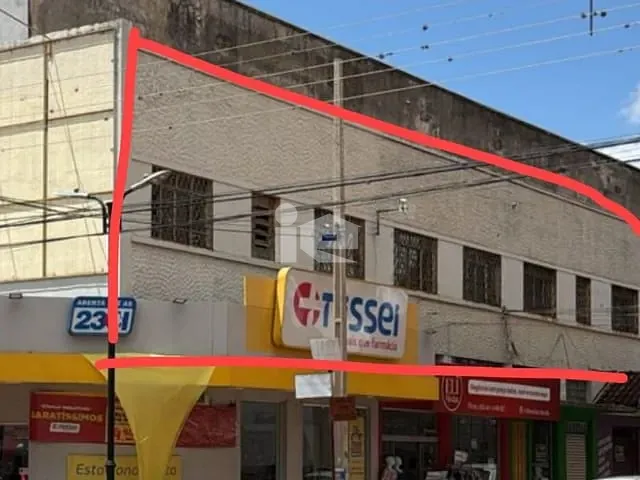 Apartamento 3 quartos e 2 banheiros, para alugar, no bairro Centro em Rolândia