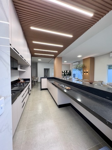 Apartamento com 71m² 2 quartos e 2 banheiros, à venda, no bairro Centro em Nova Mutum