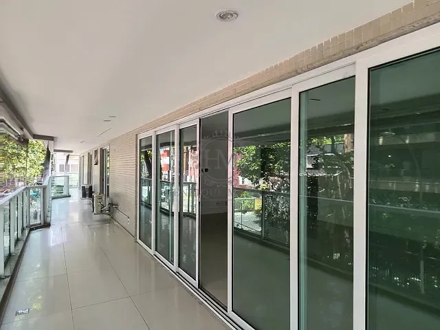 Apartamento com 229m² 4 quartos e 5 banheiros, para alugar, no bairro Leblon em Rio de Janeiro