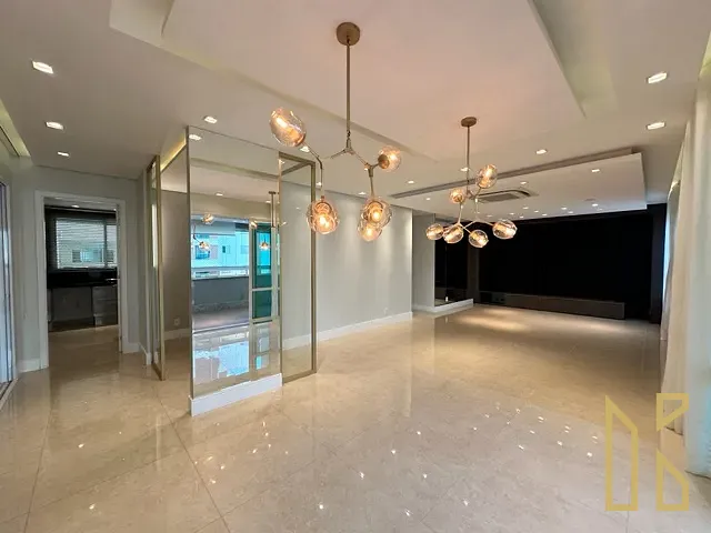 Apartamento com 387m² 3 quartos e 5 banheiros, à venda, no bairro Gleba Fazenda Palhano em Londrina