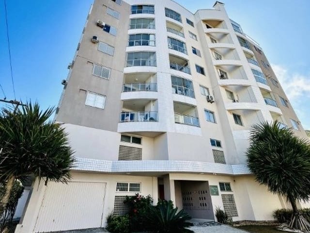 Apartamento 3 quartos e 2 banheiros, à venda, no bairro Mar Grosso em Laguna