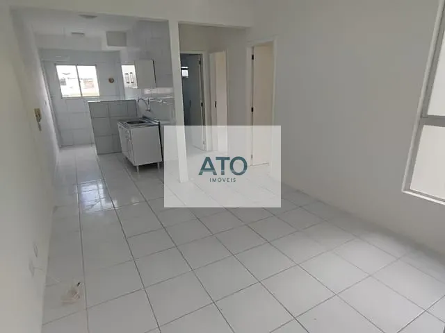 Apartamento 2 quartos e 1 banheiro, à venda ou para alugar, no bairro Centro em Tijucas