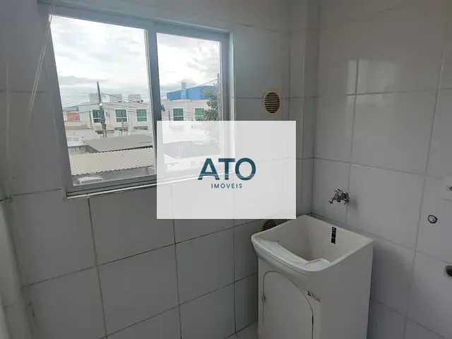 Apartamento 2 quartos e 1 banheiro, à venda ou para alugar, no bairro Centro em Tijucas