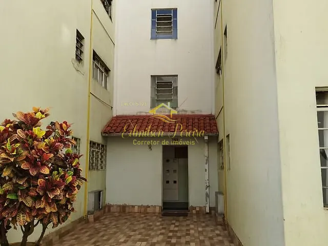 Apartamento com 54m² 3 quartos e 1 banheiro, à venda, no bairro Jardim Bandeirantes em Londrina