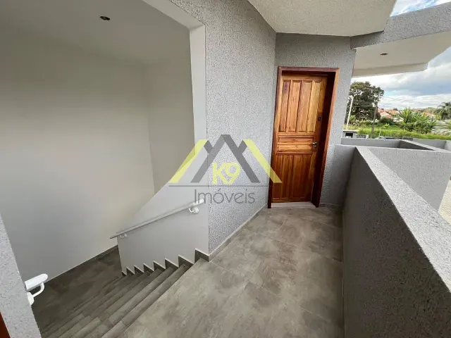 Apartamento 2 quartos e 1 banheiro, à venda, no bairro Embu em Colombo