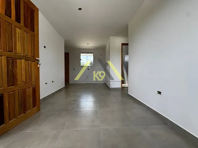 Apartamento 2 quartos e 1 banheiro, à venda, no bairro Embu em Colombo
