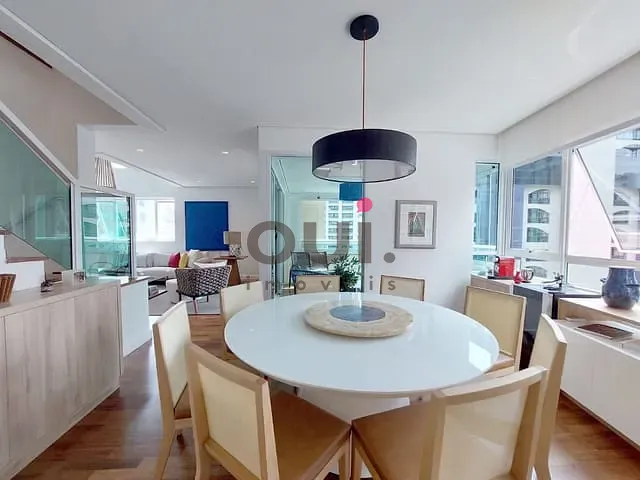 Apartamento 4 quartos e 6 banheiros, à venda, no bairro Jardim Paulistano em São Paulo